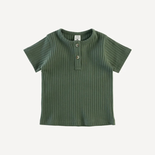 short sleeve basic henley tee | thyme | organic cotton wide rib 3-6m