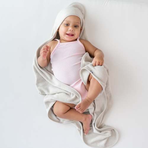 Hooded Infant Bath Towel in Oat | Bamboo Towel | Kyte Baby