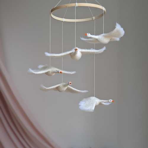 Goose baby mobile, Ducks baby mobile, Duck baby shower, Duck nursery theme, Baby shower gift, Swan baby mobile, Duck nursery mobile, Geese