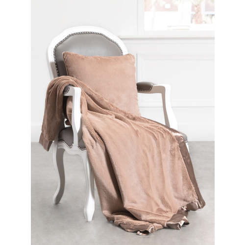 Little Giraffe Luxe™ Big Kid Blanket