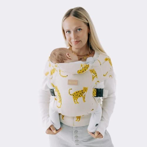 The Pearl Wrap Carrier - Leopards
