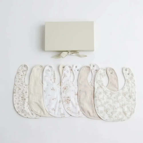 Cherubin Chic - Organic Muslin Bib