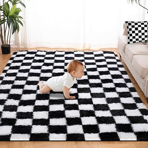 Super Soft Rug for Bedroom, 4x6 Ft Black and White Area Rug Classic Checkered Shaggy Rug Anti-Skid High Pile Soft Fluffy Rug Fuzzy Carpet for Living Room Bedroom Kids Room Nursery, Dorm Home Decor