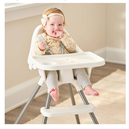 Regalo High Chair for Babies and Toddlers, Easy to Clean, Sturdy Award Winning Brand, Removable Oversized Tray with Cup Holder, Five Point Harness, White