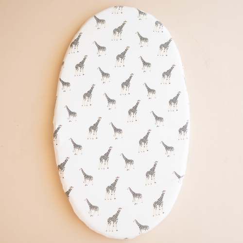 Bassinet Sheet in Giraffe