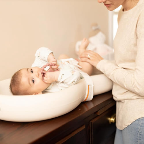 Keekaroo Peanut Changer Baby Vanilla– The Original Made in USA Easy-to-Clean Changing pad and The only Shell Over Foam, Fully Water Repellant