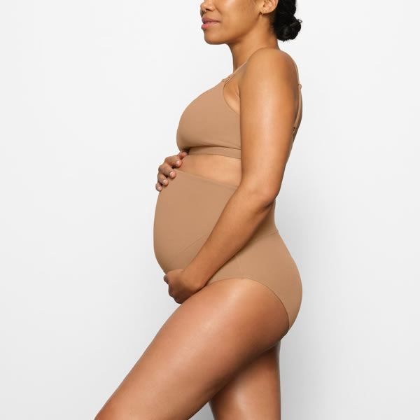 FITS EVERYBODY MATERNITY PUMPING SCOOP BRALETTE | SIENNA | SKIMS