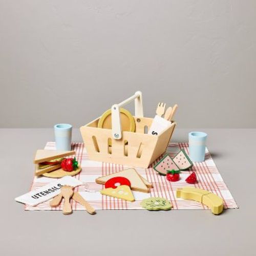 Toy Picnic Basket Playset 32pc - Hearth & Hand™ With Magnolia