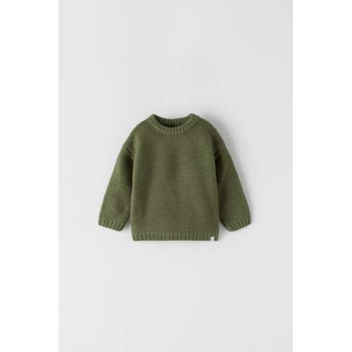 BASIC CABLE KNIT SWEATER Details