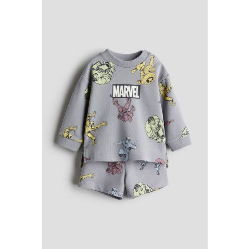 2-piece Printed Sweatsuit