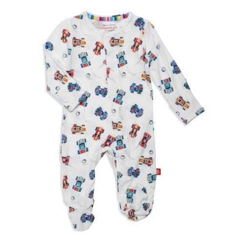Magnetic Me Modal Magnetic Footie - formula fun