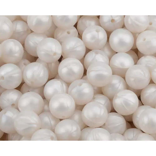 WHITE PEARL PACIFIER CLIP