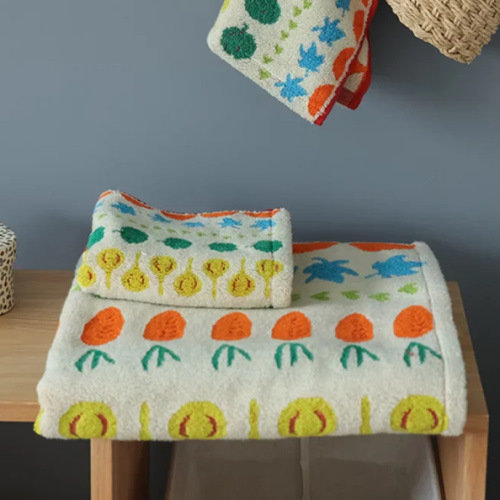 Vegetable Pattern Towels - White