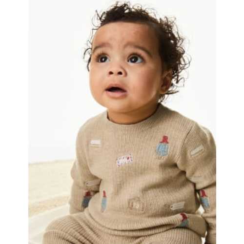 6-9 Months Paddington™ Knitted Outfit