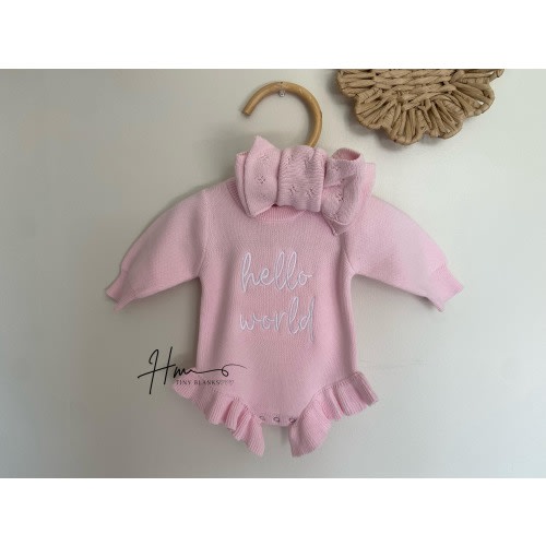 Hello World Embroidered Newborn set -Romper, newborn outfit, going home baby outfit, baby shower gift.