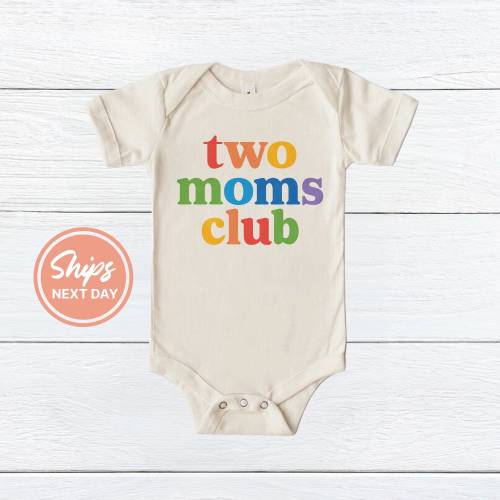 Two Moms Club Onesies® Brand, (KA-PRI5)