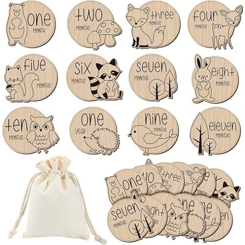 Wesiti 12 Pcs Wooden Baby Milestone Cards with Linen Bag Baby Monthly Milestone Marker Discs Signs Baby Announcement Cards for Pregnancy Growth Baby Shower Gifts Newborn Photo Props (Animal Style)