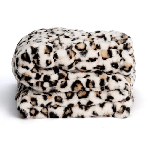 Chillin' Cheetah Blanket | Lola Blankets