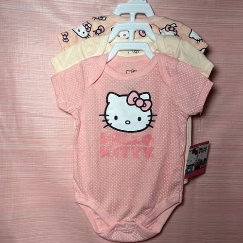 NWT 3 Piece Hello Kitty Baby Onesie Set