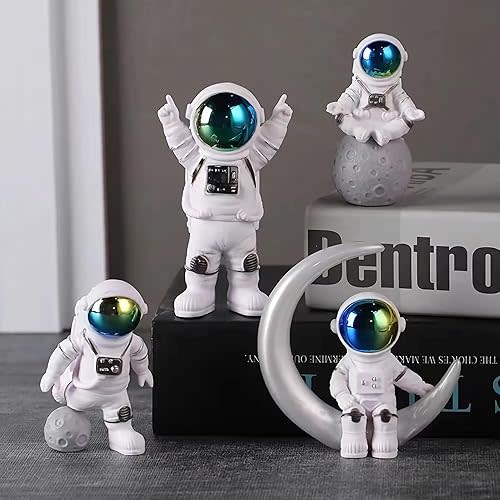 Ni-JASW Gradient Astronaut Statues Set of 4, Spaceman Figurines Space Theme Decor for Room Shelf Desk Cake Toppers