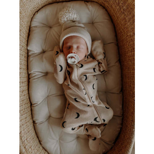 Organic Waffle Basic Zip Footie, Tan/Black Moon