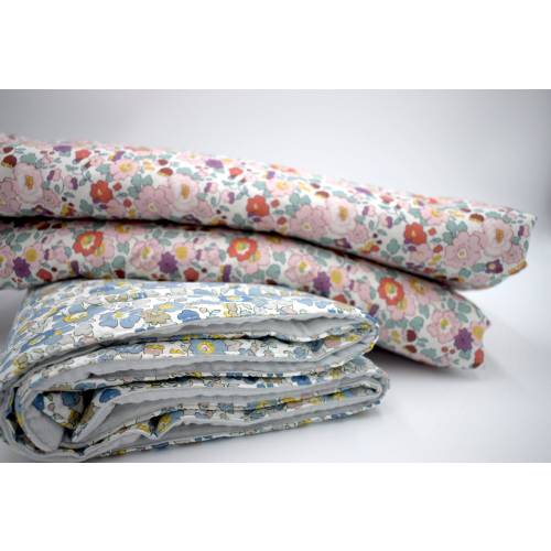 Betsy - Padded baby quilt in Liberty and organic muslin - 5 colours