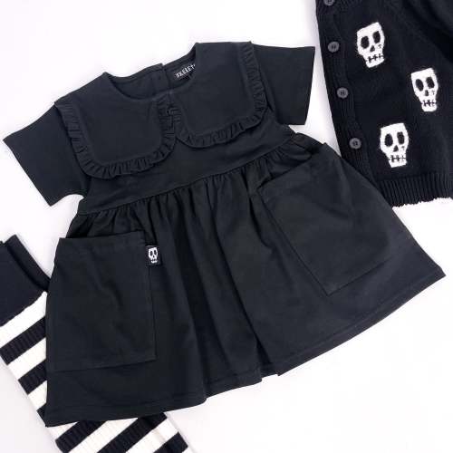 NOT SO BASIC BLACK COLLAR SMOCK DRESS