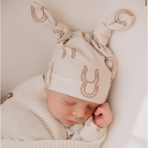 Double Knot Beanie | Western Horse Shoe