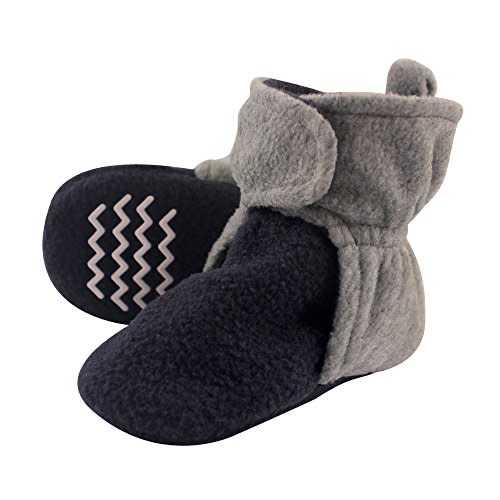 Hudson Baby Unisex-Child Cozy Fleece Booties Winter Accessory Set
