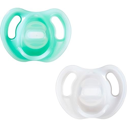 Tommee Tippee Ultra-Light Silicone Pacifier, 0-6 Months, Symmetrical One-Piece Design, BPA-Free Silicone Binkies, Blue/White, Pack of 2