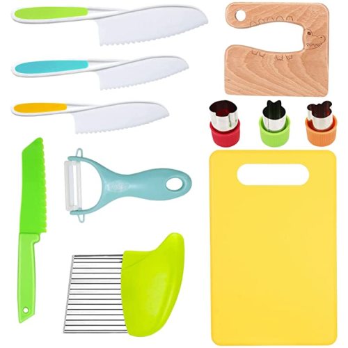 RISICULIS 11 Pieces Wooden Kids Kitchen Knife, Kids Knife Set Include Wood Kids Knife, Serrated Edges Plastic Toddler Knife, Crinkle Cutter, Sandwich Cutter, Y Peeler, Cutting Board