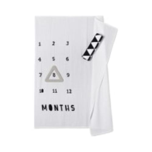 Cloud Island Muslin Blankets with Felt Frame Triangle - White/Black