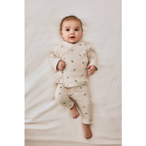 2-PIECE WRAPOVER TOP AND LEGGINGS SET