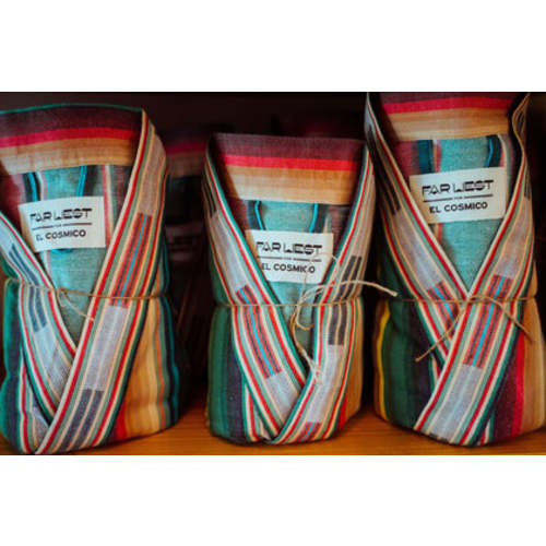 El Cosmico Robe | Far West