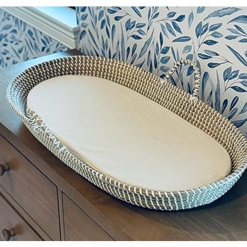 Seagrass Baby Changing Basket with Pad, Portable Diaper Changing Topper, Hand-Woven Baby Changing Basket