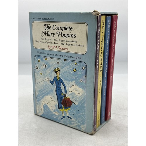Vtg The Complete Mary Poppins by P.L.Travers 1976 Voyager Edition 4 Paperback