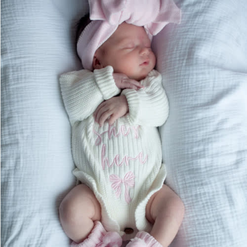 She's Here Ruffle Leg Romper - Warm White – Sweet June