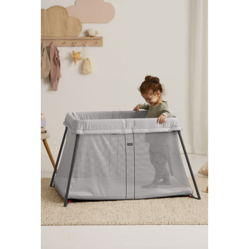 BabyBjörn Travel Crib Light