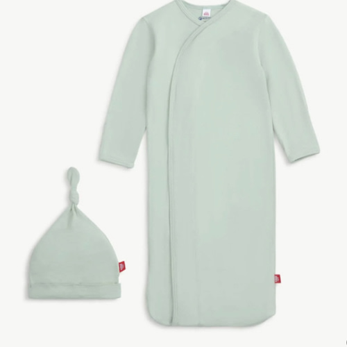 Magnetic Gown & Hat Set – Magnetic Me