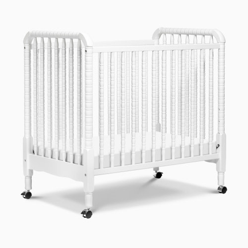 daVinci Jenny Lind 3-in-1 Convertible Mini Crib - White