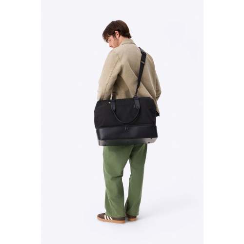 BÉIS in Black - Overnight Bags