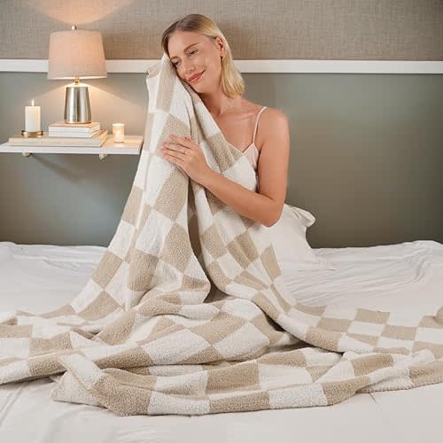 QQP Checkered Throw Blanket,Soft Cozy Microfiber Reversible Checkerboard Fluffy Blanket for Home Bed Couch., 50X60In(Camel&White)