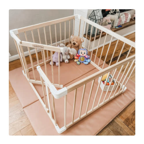 HARPPA Baby Gate Playpen, DIY Foldable Wooden Play Gate, Non-Toxic Foldable Wooden Play Yard for Babies & Toddlers, Adjustable DIY Baby Fence, Large & Small Safe Play Area, Easy-Assembly Natural Finish Indoor Playpen, DIY Playpen Foldable Wooden Playpen,