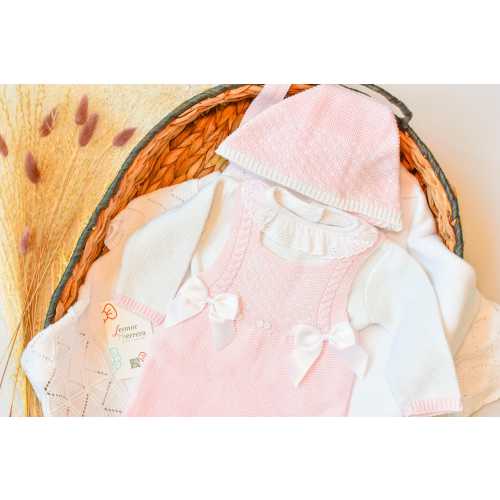 Handmade Knit Newborn Romper Set Hypoallergenic Baby Girl Outfit Hospital first outfit made in Spain Knitted traje punto embarazada