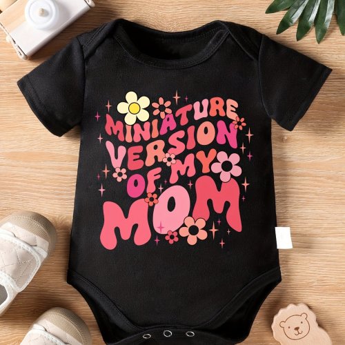 Infant Girls Indoor And Outdoor Bodysuit, &quot;Miniature Version Of My Mom&quot; Print, Cute Short Sleeve Onesie Romper For Newborns