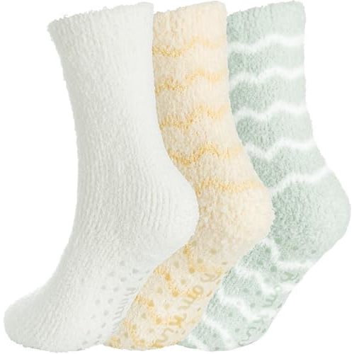 BomKinta Grip Fuzzy Slipper Socks Women - Cozy Warm Hospital Socks with Grips - Non Slip Fleece Sock Gifts Size 5-10