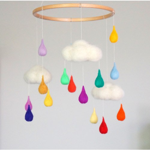 Rainbow mobile Felt mobile Cloud mobile Rainbow raindrops Baby mobile Newborn Colorful accent Nursery decor Rain childrens decor Baby room