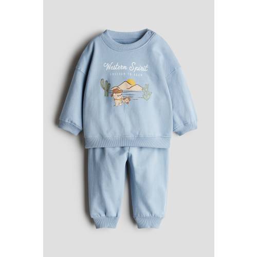 2-PIECE SWEATSUIT