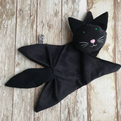 Black Cat Lovey