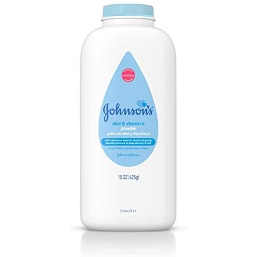Johnson's Baby Powder, Naturally Derived Cornstarch with Aloe & Vitamin E for Delicate Skin, Hypoallergenic and Free of Parabens, Phthalates, and Dyes for Gentle Baby Skin Care, 15 oz